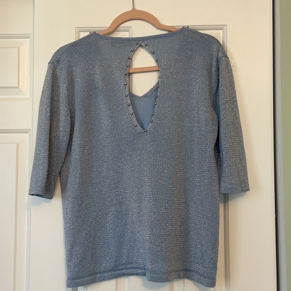 Half sleeve Shirt w elegant details - Picture 2 of 2